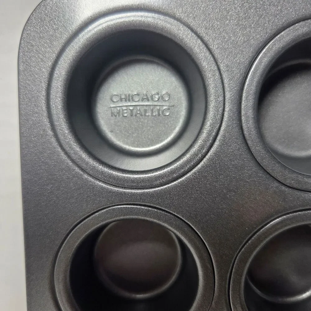 NEW Lot of 2 Chicago Metallic 12-Cup Muffin Pans Non-Stick Heavy Duty Cupcake